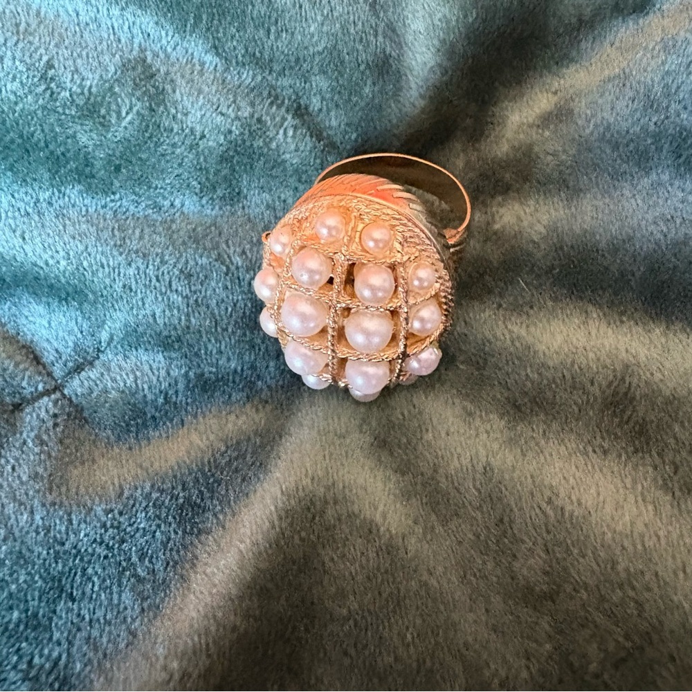 Gold and Pearl Fashion Ring with Locket - approx size 6 - Picture 2 of 9